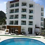 Munamar (adults Only) 酒店 图兰克
