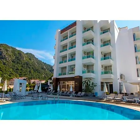 מלון Munamar (adults Only) 4*