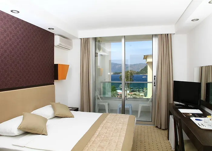 Munamar (adults Only) Otel 4*